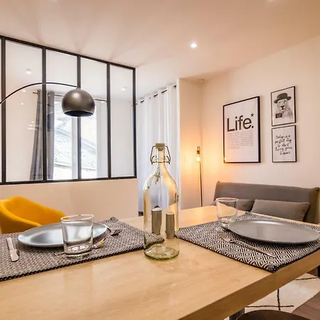 Mon Loft Niortais - Le Petit Roc Apartment *